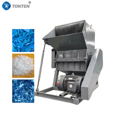 Maschine zur Vernichtung von Kunststoffen für das Recycling von Flaschen